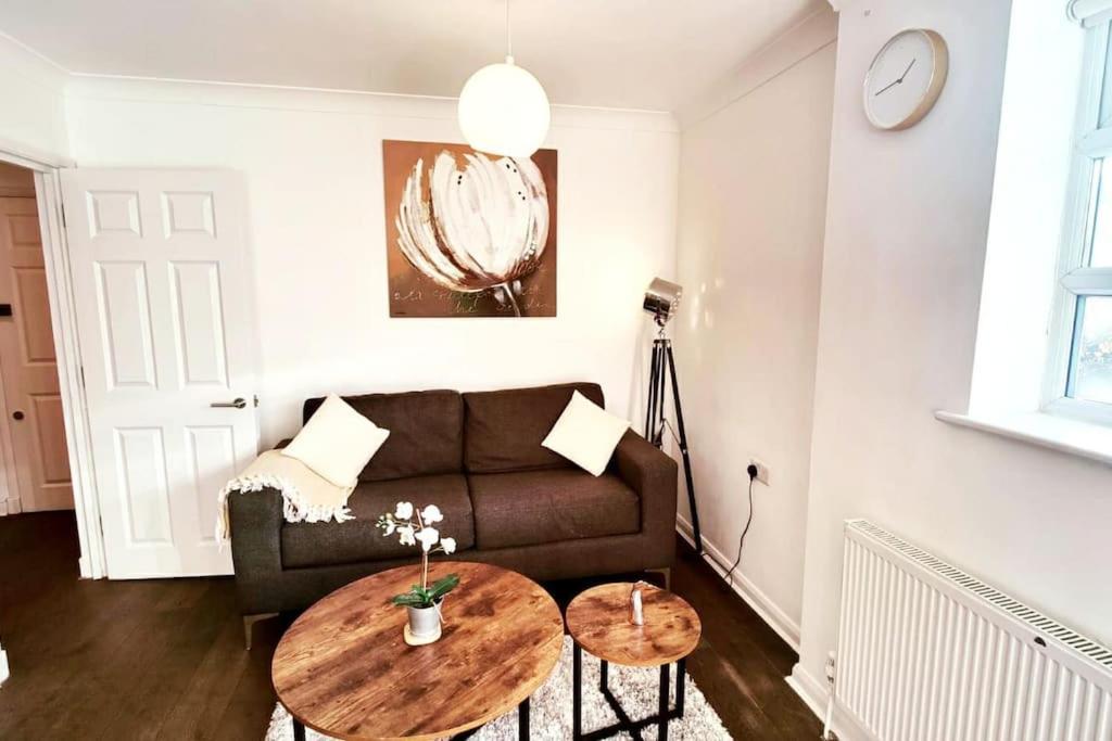 Apartamento Aldgate Flats In E1. Londres Exterior foto